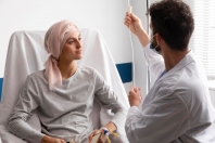 Chemioterapia: Mechanizm działania i najczęstsze skutki uboczne