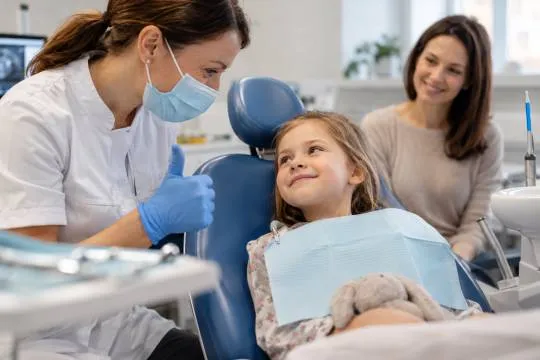 Jak dentysta radzi przygotować dziecko do pierwszej wizyty stomatologicznej?